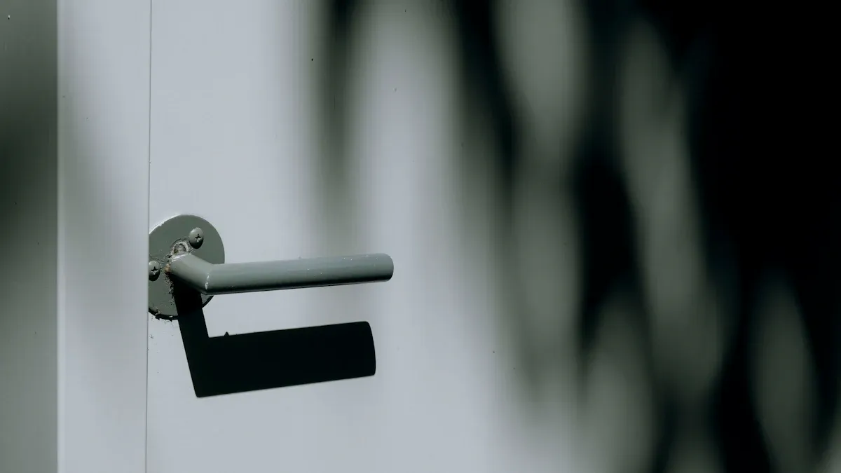 10 Contemporary Door Handles Perfect for Hotel Interiors