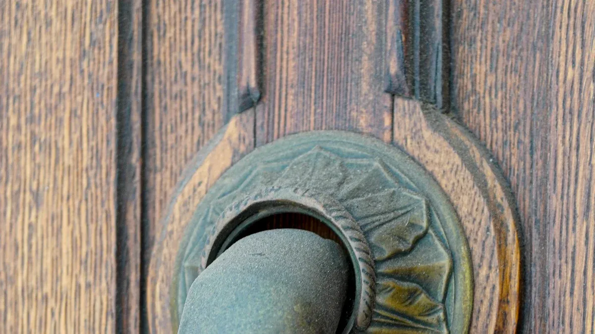 Top 10 Factors for Picking the Right Door Handles for Your Home