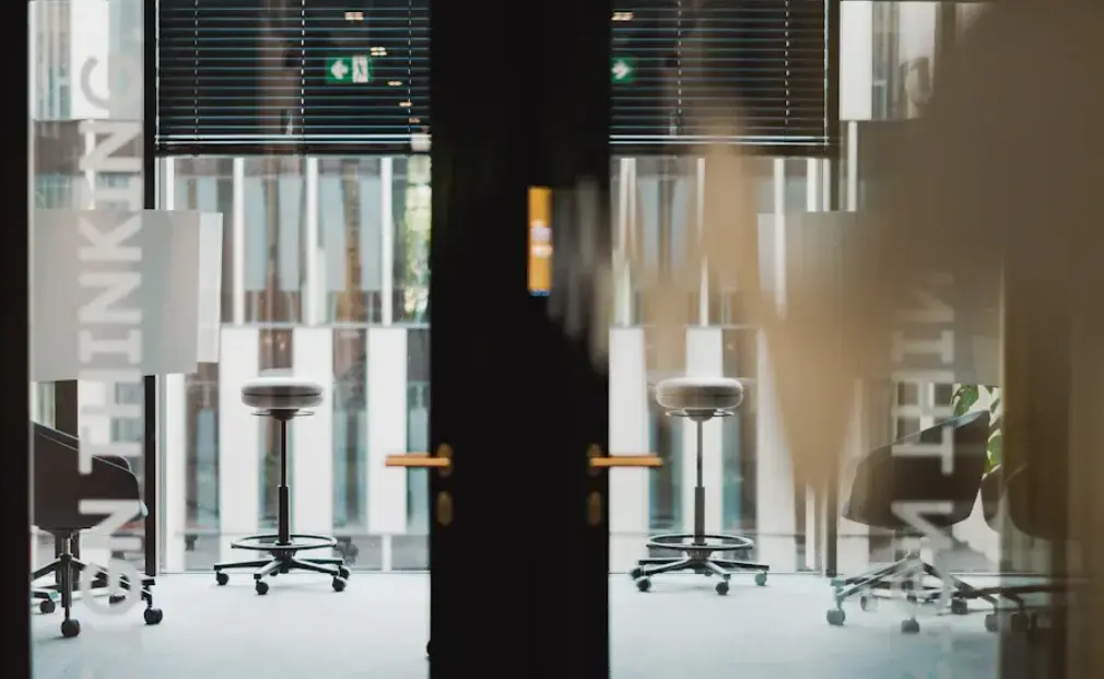 Top 10 Comprehensive Guide to Glass Door Fittings for Modern Spaces