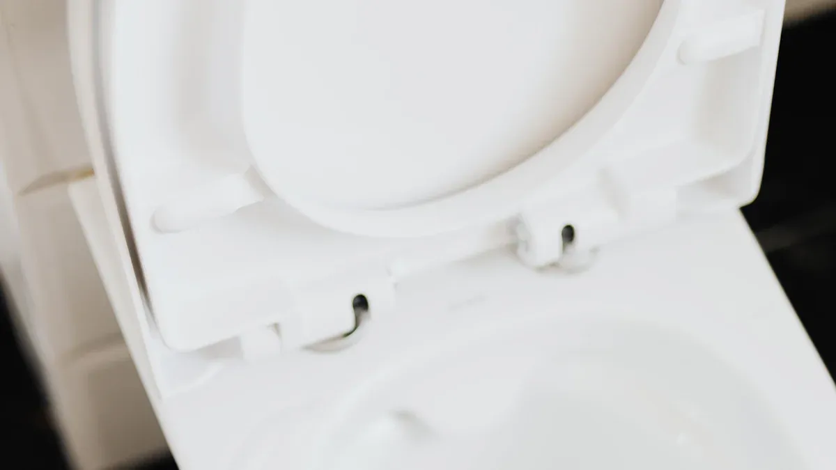 Reason 1: Prevents Contamination